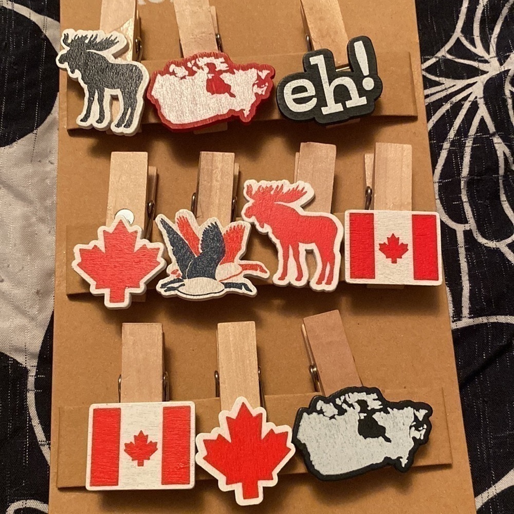 Canadian Magnetic  Clips - Picture 4 of 4